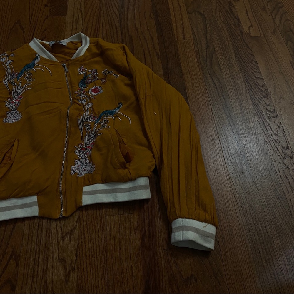 Embroidered Sweater - Picture 5 of 6